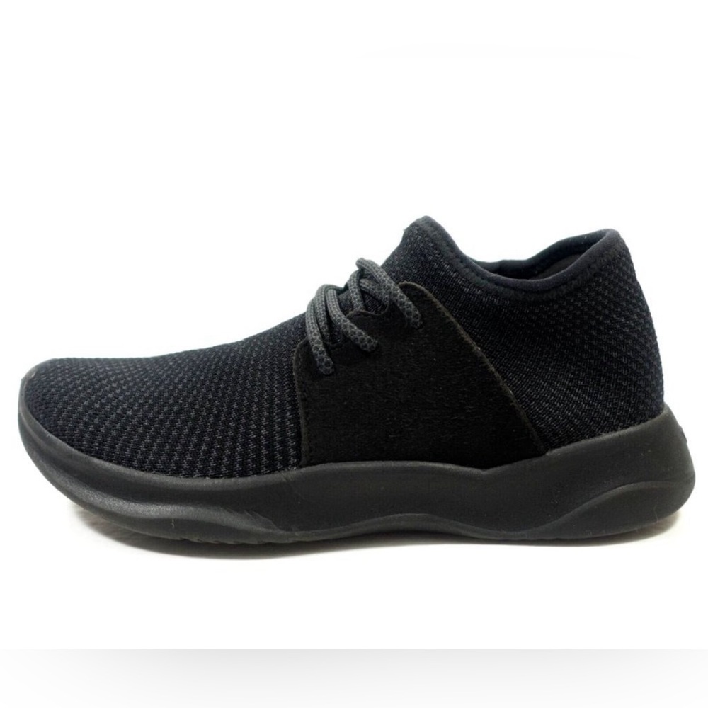 Vessi Everyday Sneakers Waterproof Size 7